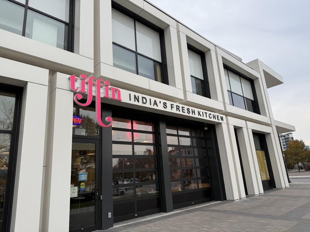 tiffin-indias-fresh-kitchen-4