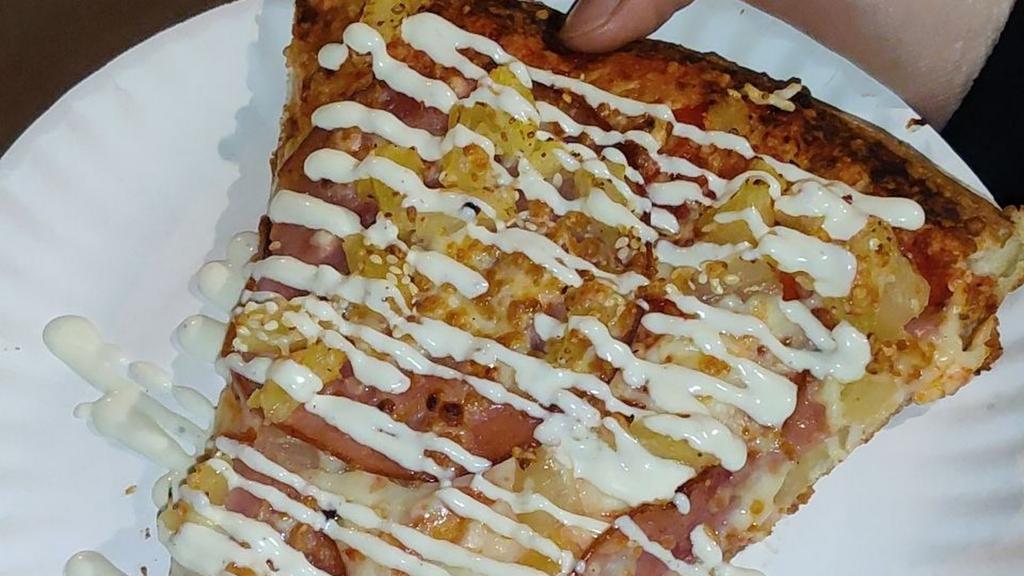 uncle-fatihs-pizza-commercial-3