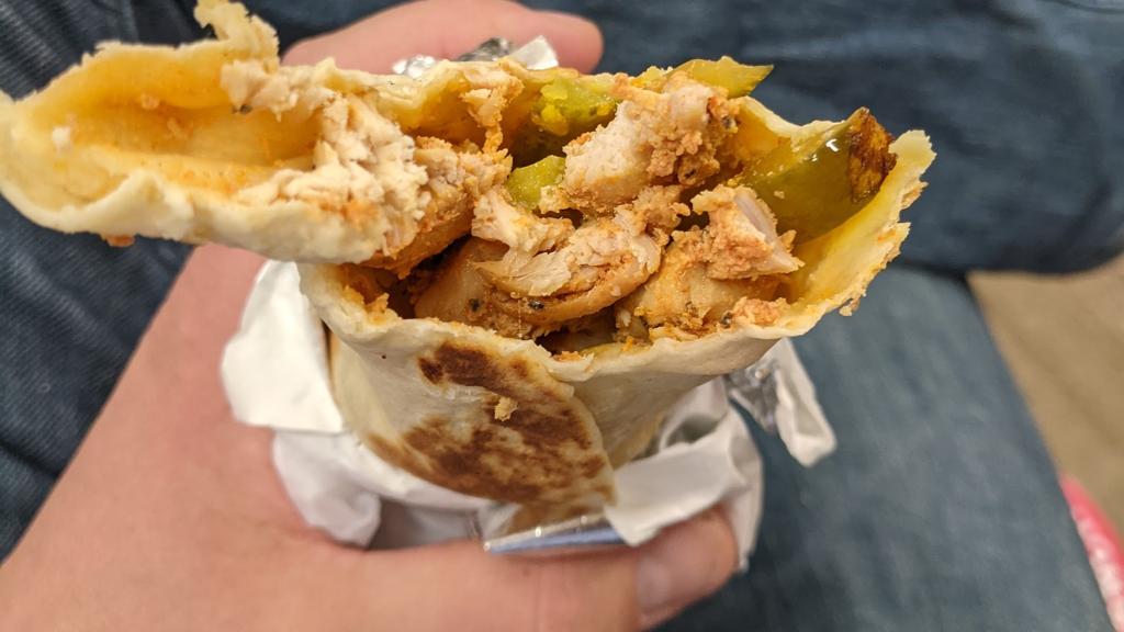 daanook-restaurant-2