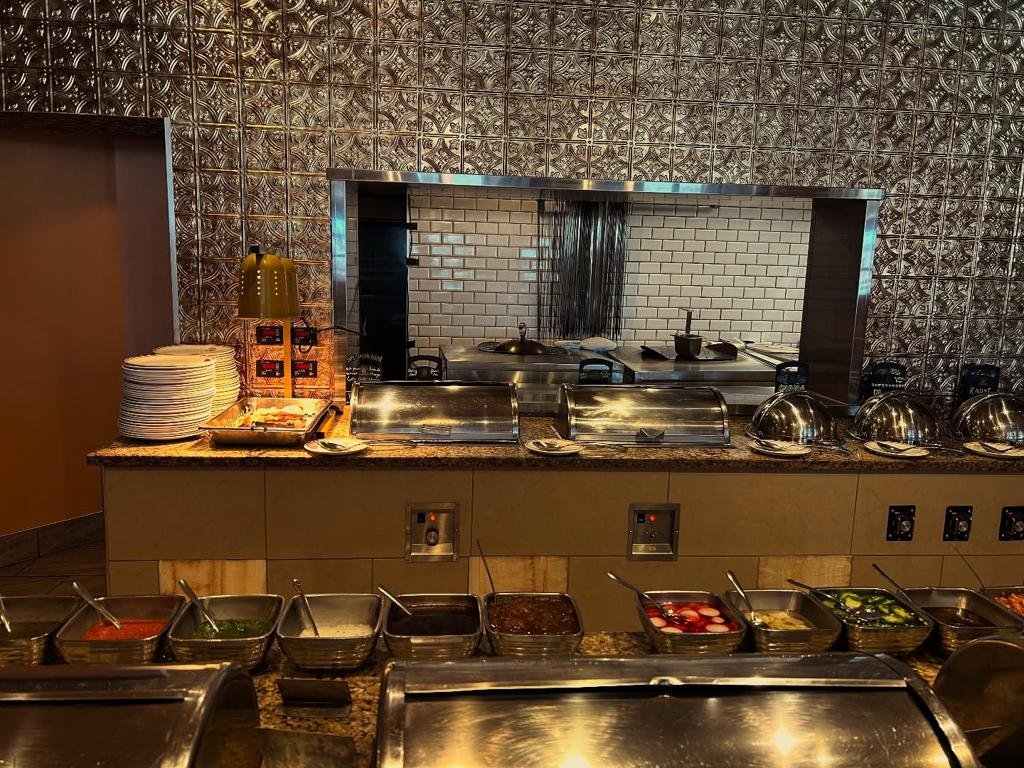 east-india-company-pub-eatery-4