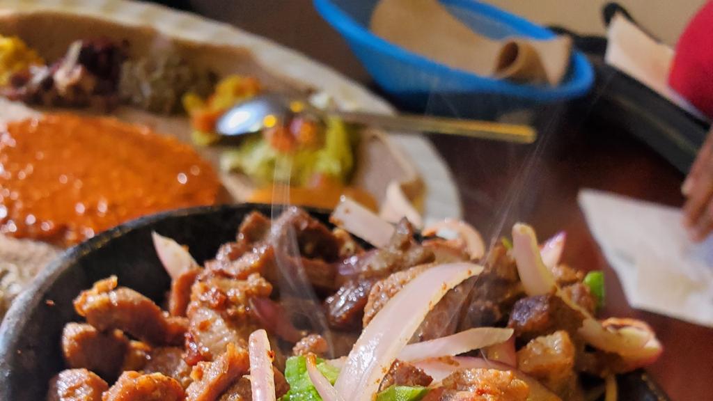 gojo-ethiopian-restaurant-2