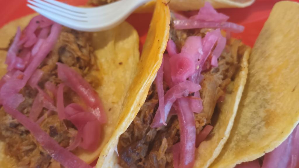 la-chiquita-tacos-y-mas-3