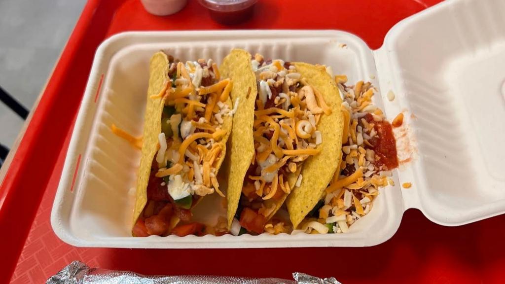 hub-burritosfreakshakes-and-palettas-ice-cream-gelato-east-sj-3