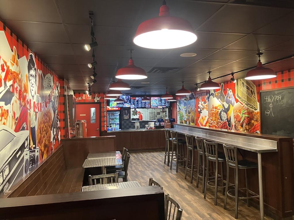 smokes-poutinerie-st-johns-8