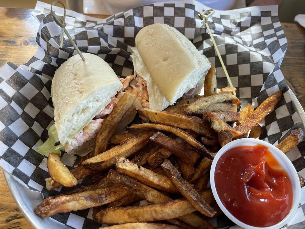 governors-pub-eatery-12