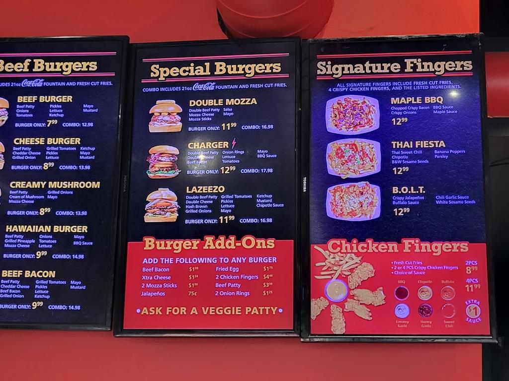 charger-gourmet-burgers-poutine-1