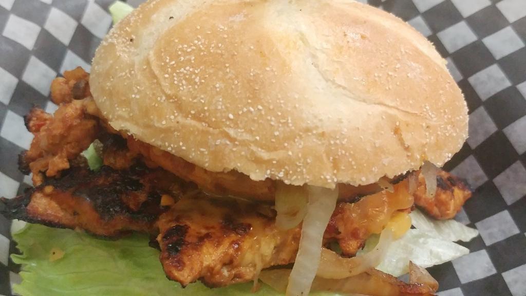 charger-gourmet-burgers-poutine-3