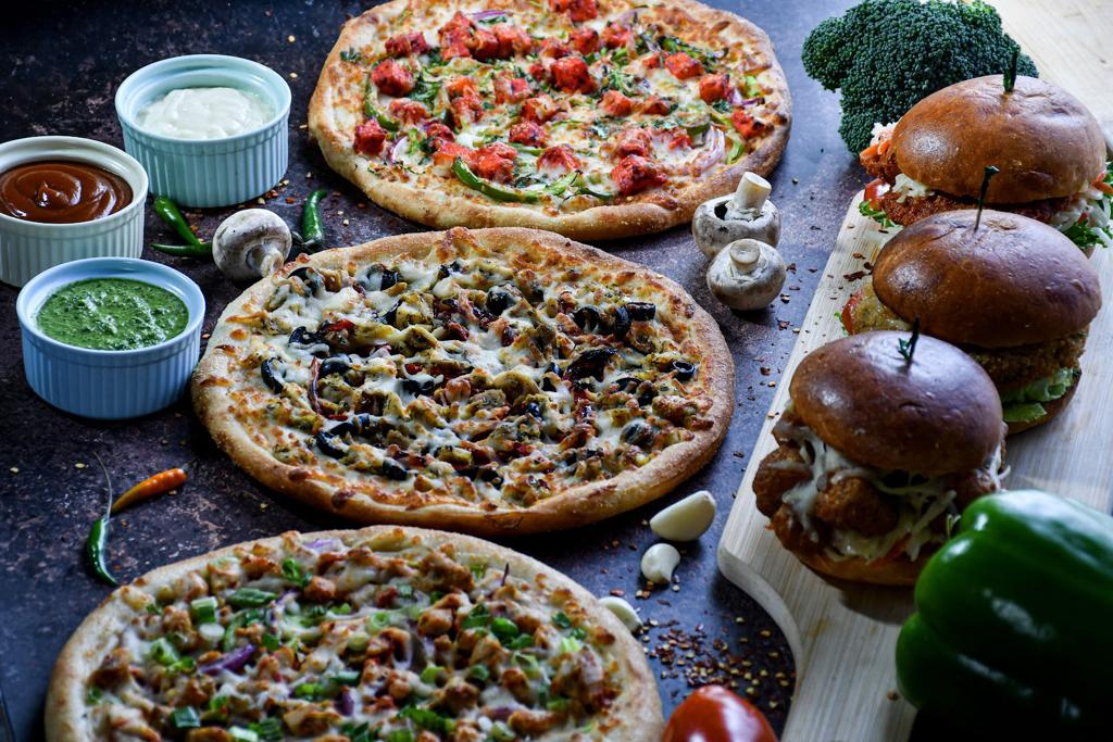 pizza-more-brampton-formerly-rapizza-5