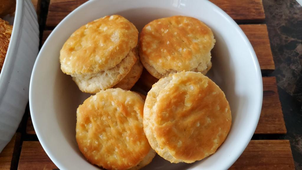 quik-chik-queenchinguacousy-2