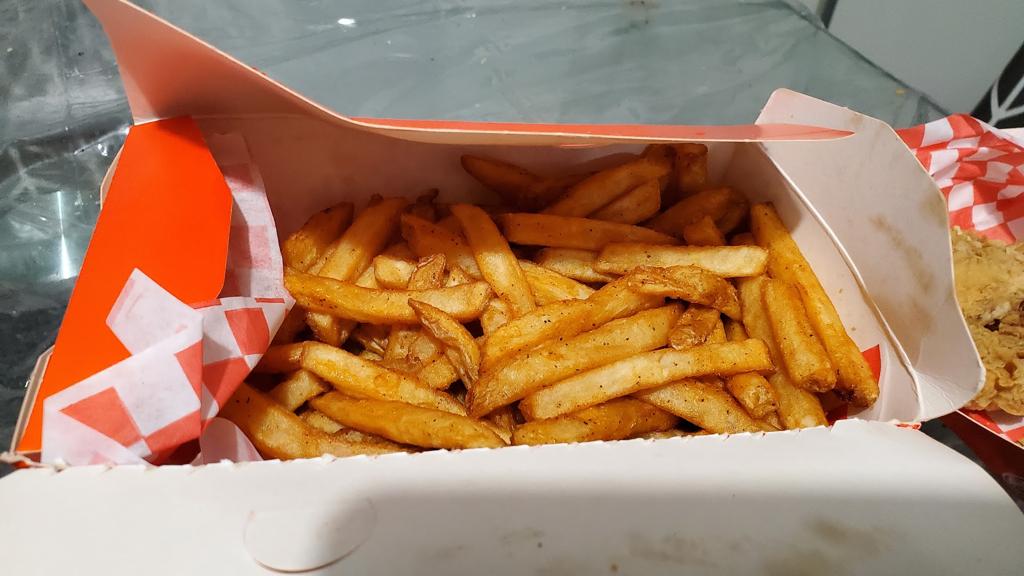 quik-chik-queenchinguacousy-3