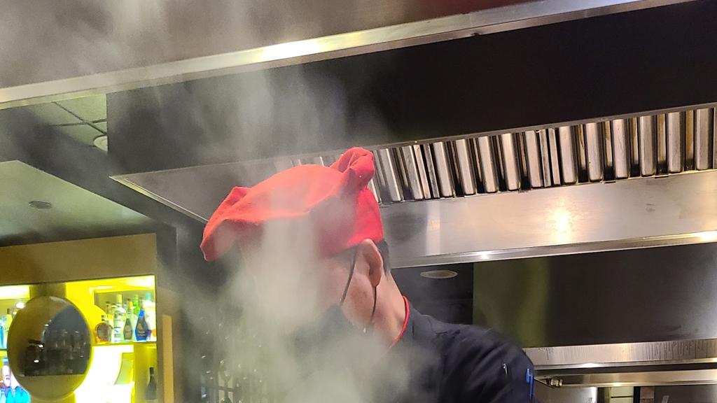 hibachi-teppanyaki-restaurant-2