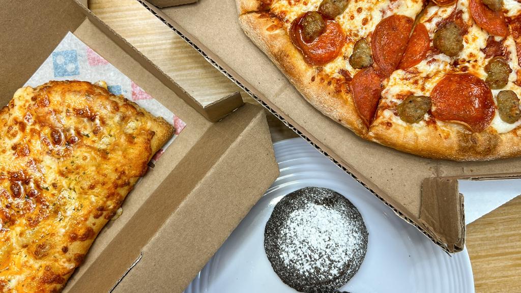 dominos-pizza-1