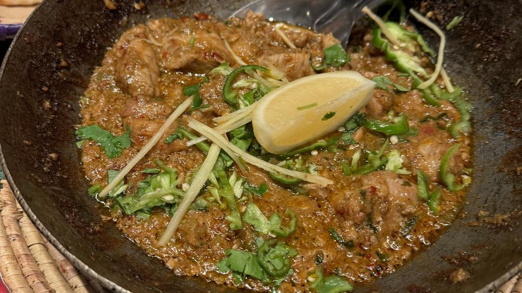 karahi-boys-3