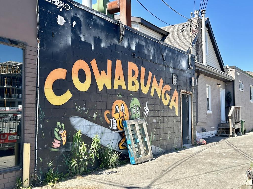 cowabunga-pizzeria-take-out-only-4