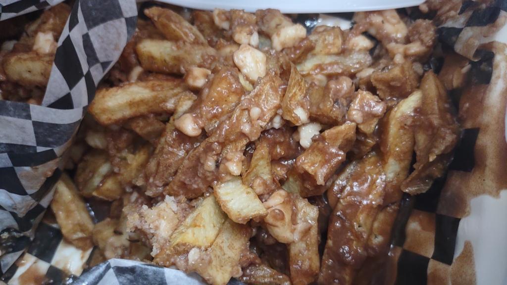 queen-poutine-2