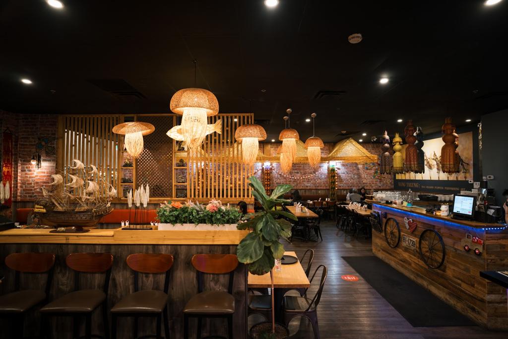 jatujak-thai-restaurant-steeles-ave-east-1750133200840