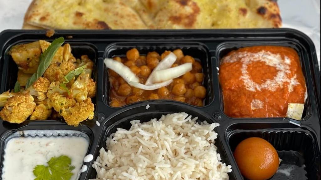 curry-mantra-authentic-indian-cuisine-3