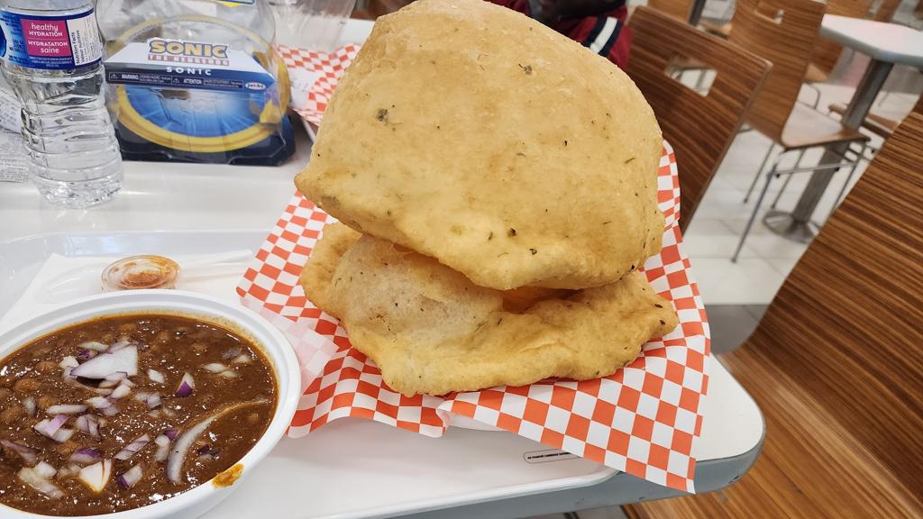 hurry-curry-oshawa-centre-3