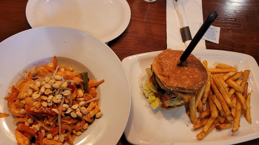 nookies-soul-kitchen-bar-oshawa-3