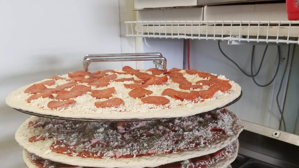 reginos-pizza-oshawa-3