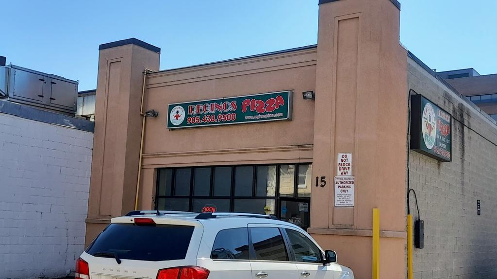 reginos-pizza-oshawa-4