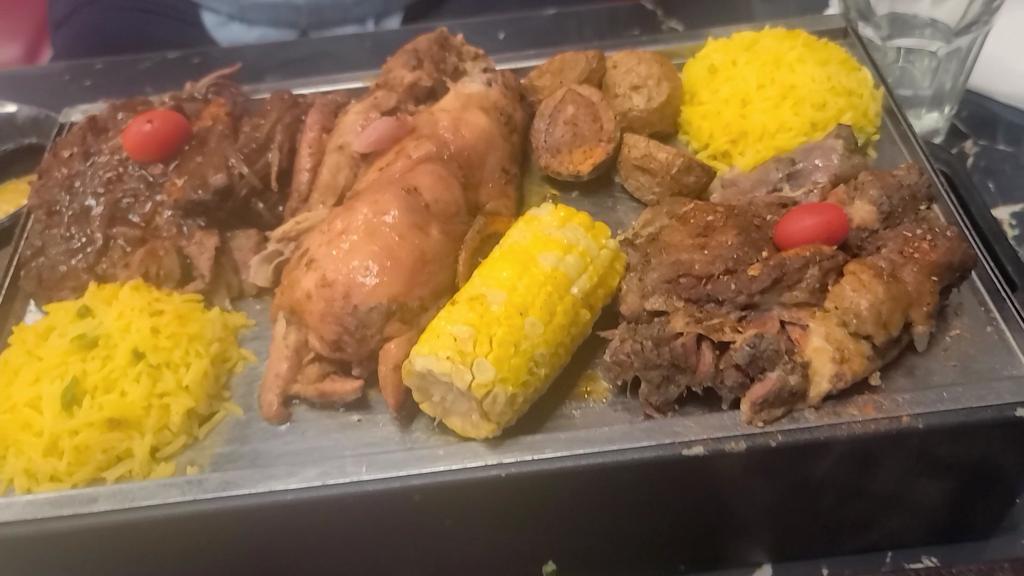 eat-meat-restaurant-turkish-bbq-smoke-house-6