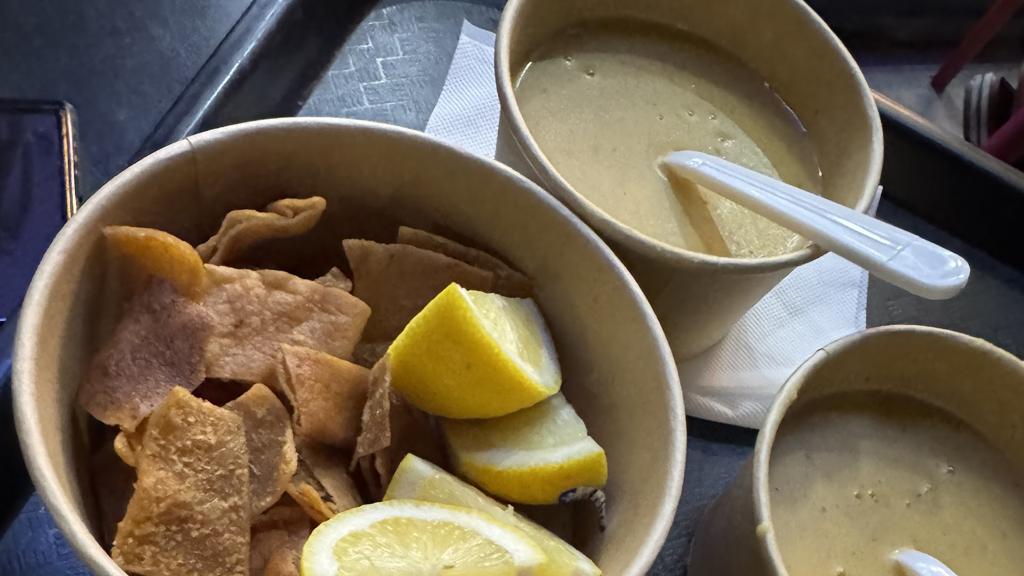 meddyz-shawarma-authentic-mediterranean-halal-restaurant-3