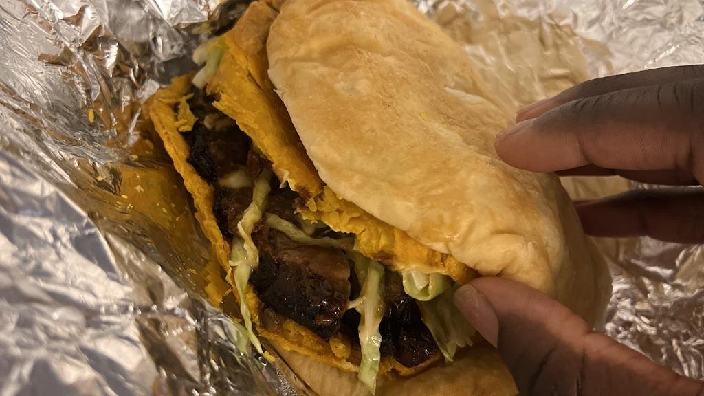 allwyns-jamaican-restaurantpickering-3