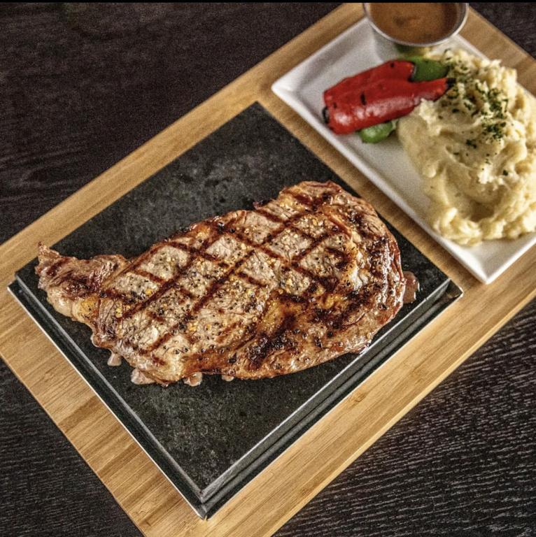 haze-restaurant-lounge-yonge-st-richmond-hill-8