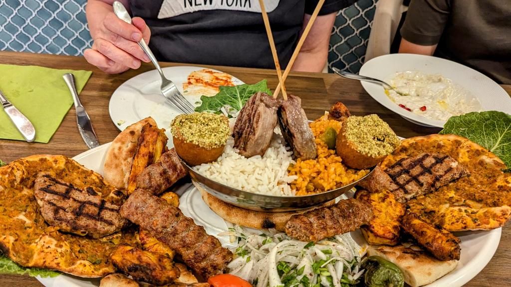 saray-turkish-restaurant-2