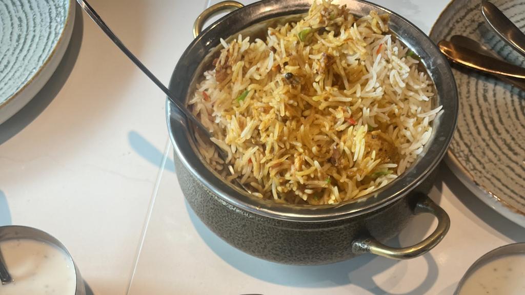 the-host-fine-indian-cuisine-richmond-hill-2