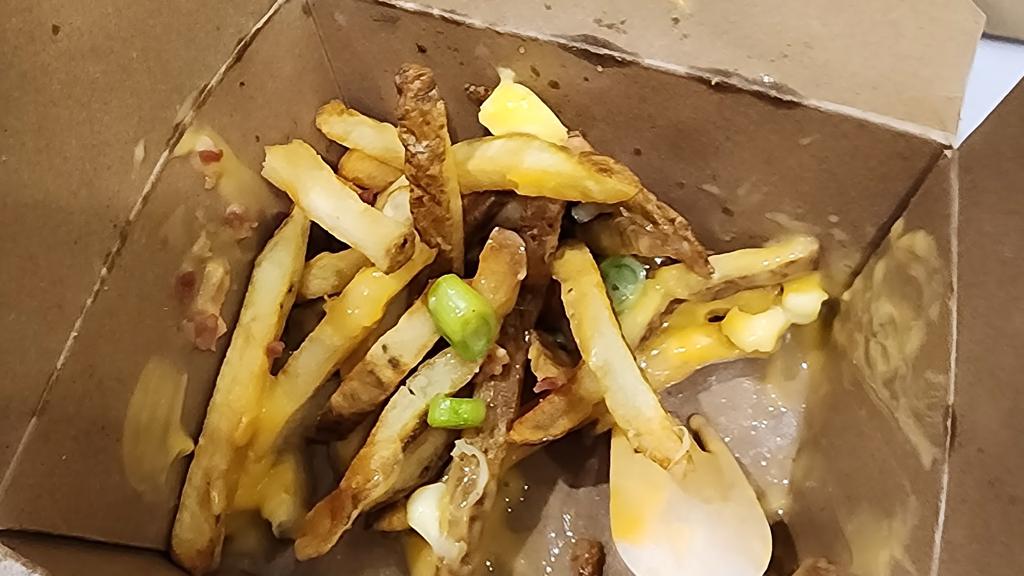 new-york-fries-station-mall-2