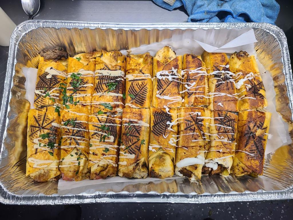 syrian-table-shawarma-and-falafel-4