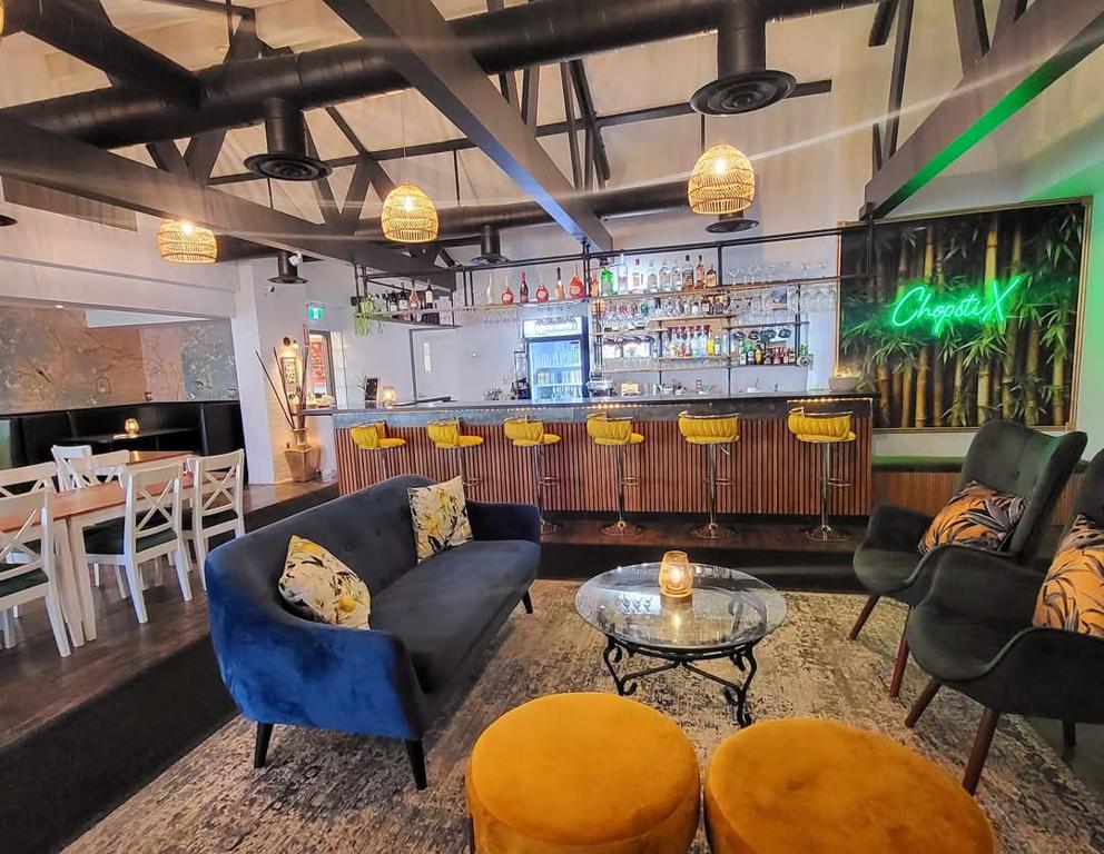 chopstix-pan-asian-eatery-4