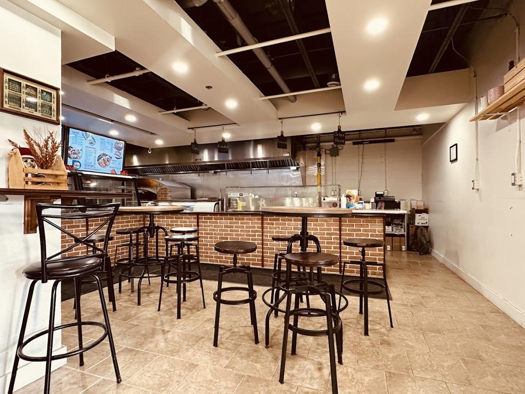 tarboosh-middle-eastern-bakery-and-grill-4