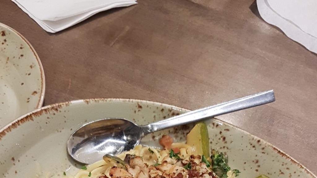 tony-romas-3