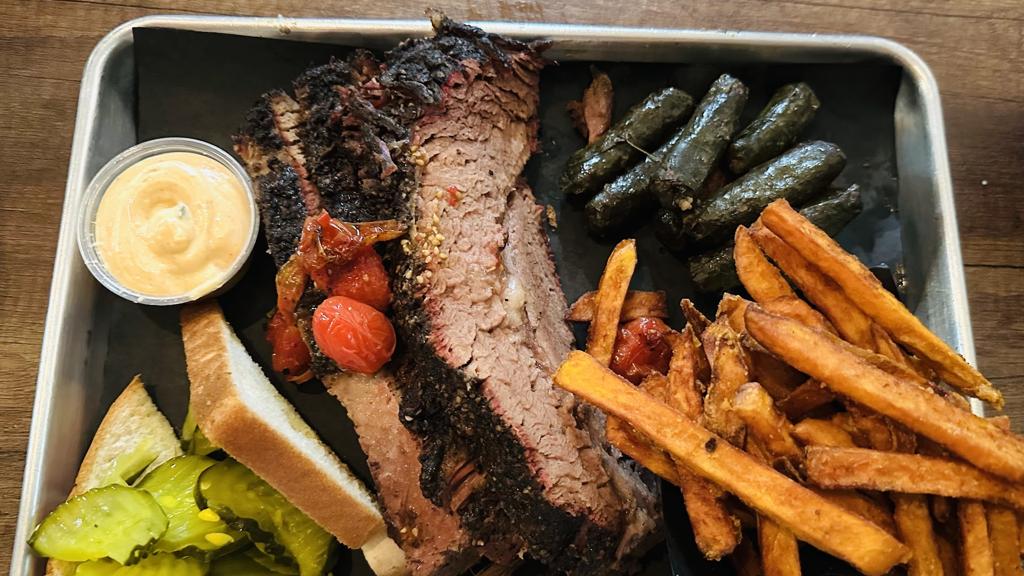 the-backyard-smokehouse-toronto-3