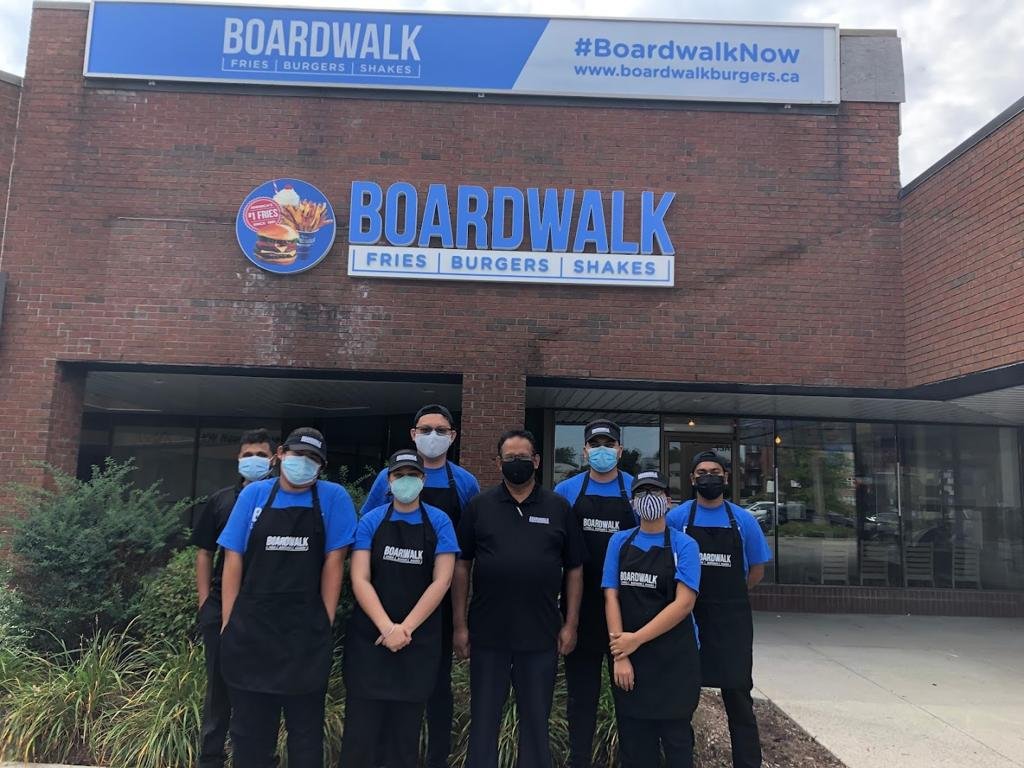 boardwalk-fries-burgers-shakes-waterloo-4
