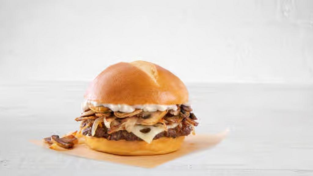 boardwalk-fries-burgers-shakes-whitby-3