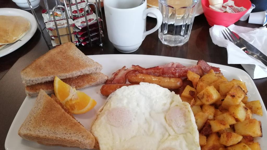 sunfire-all-day-breakfast-restaurant-3