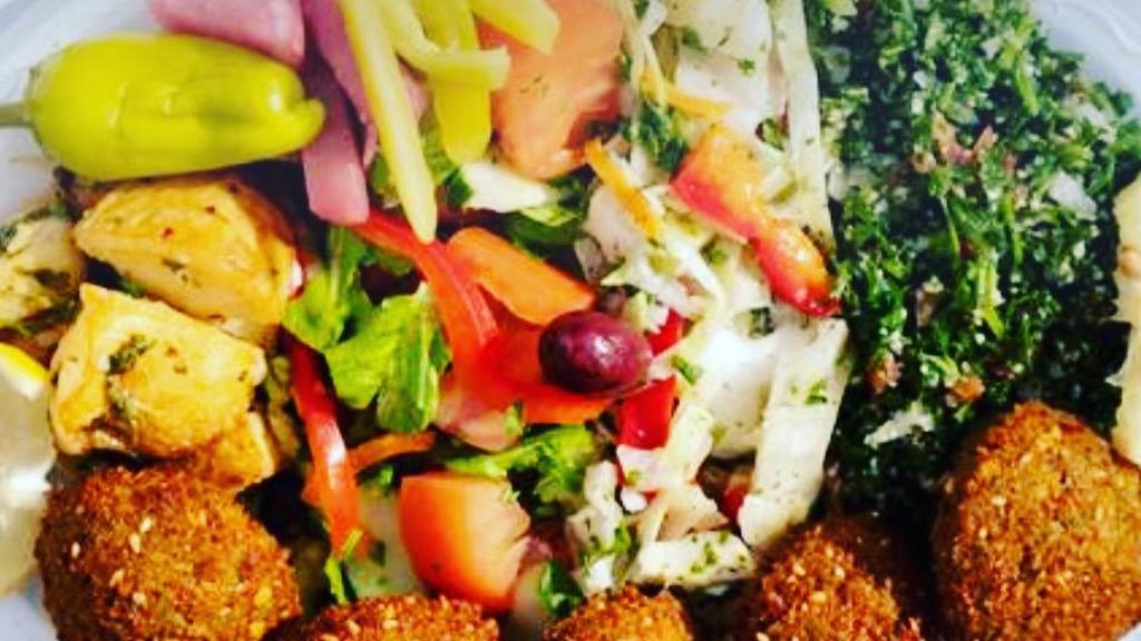 sultans-mediterranean-grill-waterloo-2