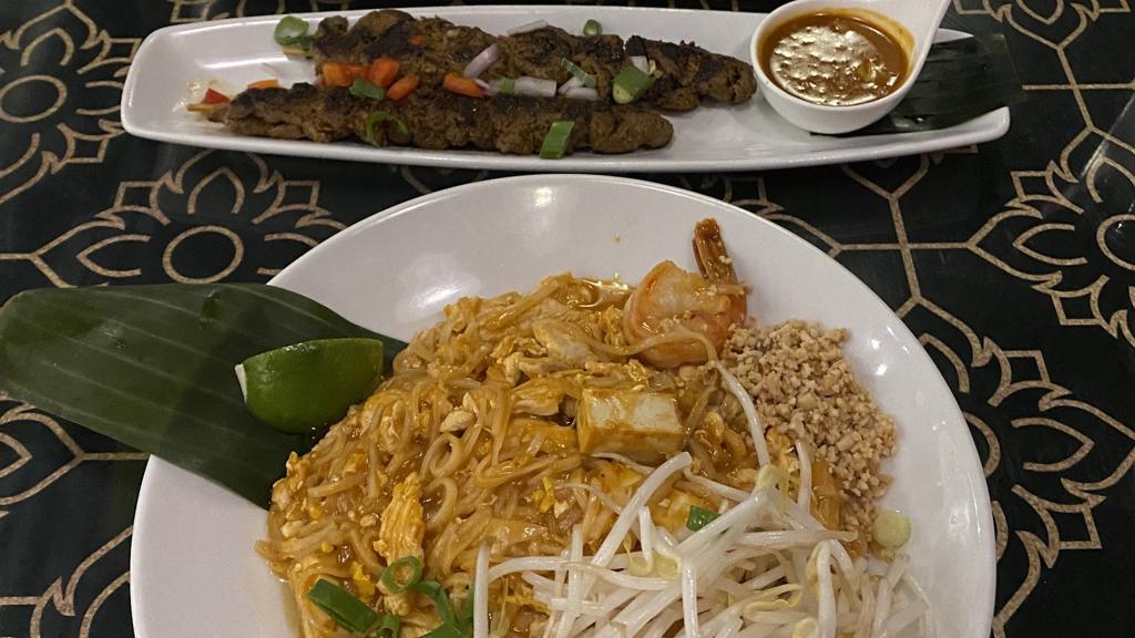 thairoomgrand-york-mills-3