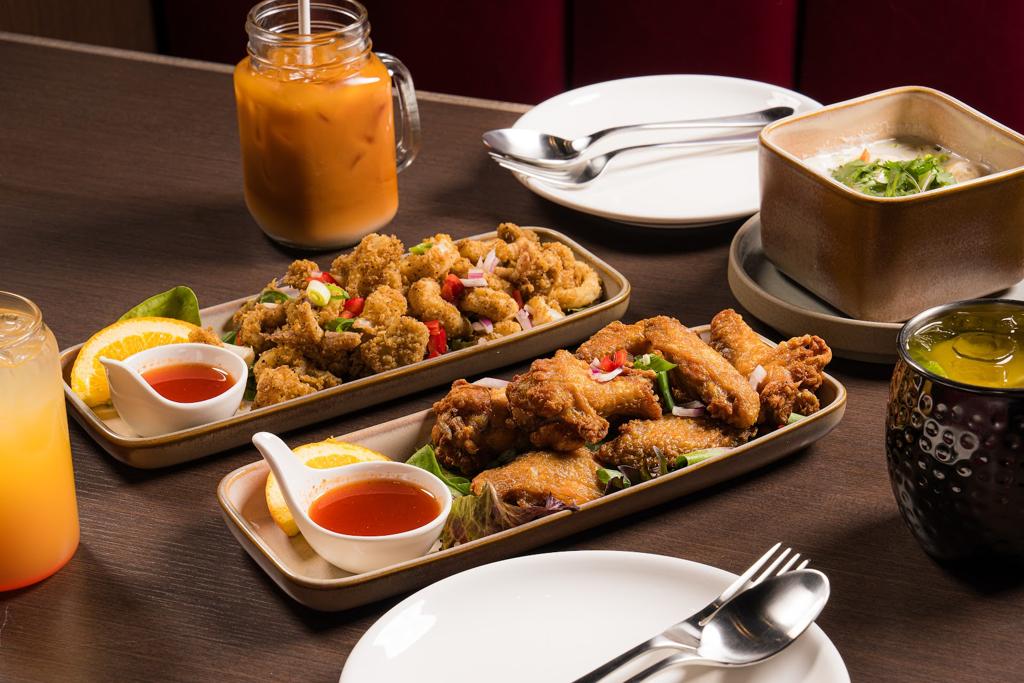thairoomgrand-york-mills-8