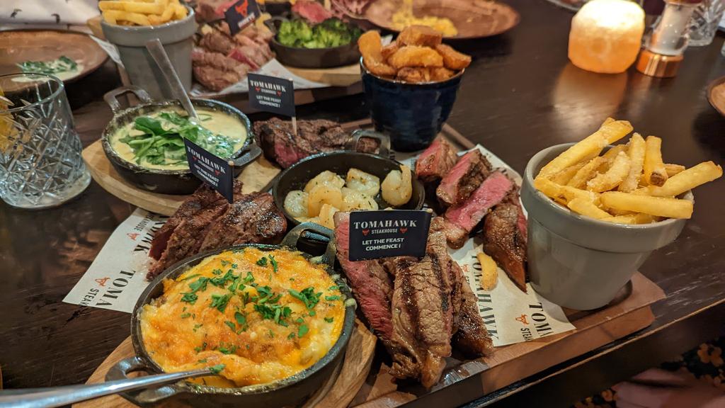 tomahawk-steakhouse-york-2