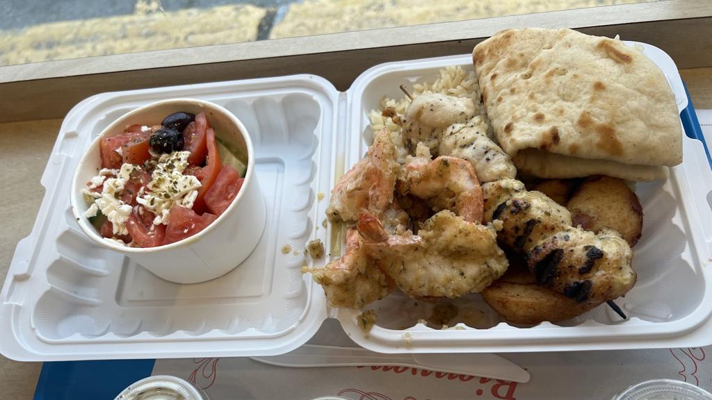 la-maison-du-souvlaki-brochetterie-grecque-chambly-3