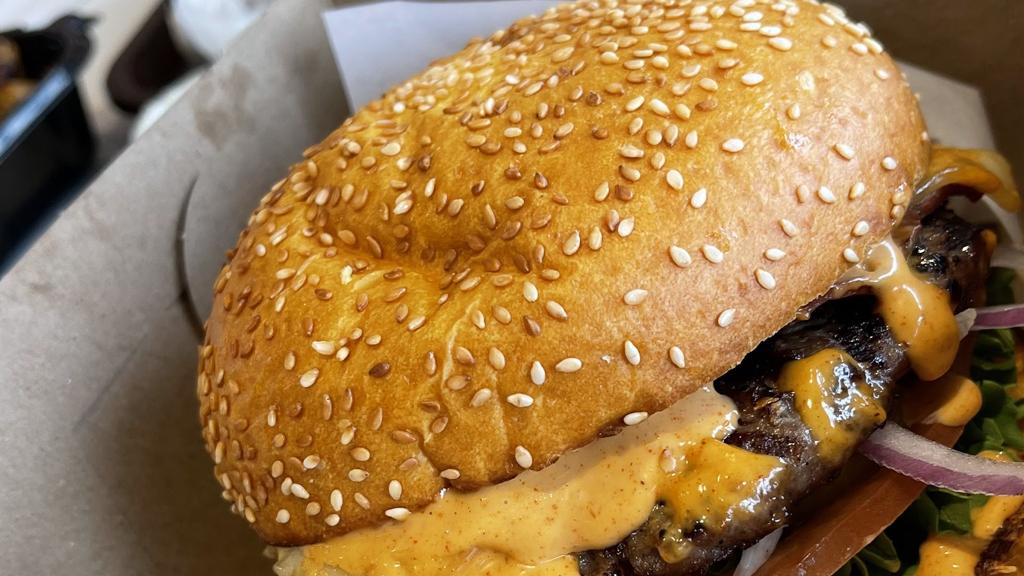 b12-burger-kirkland-3