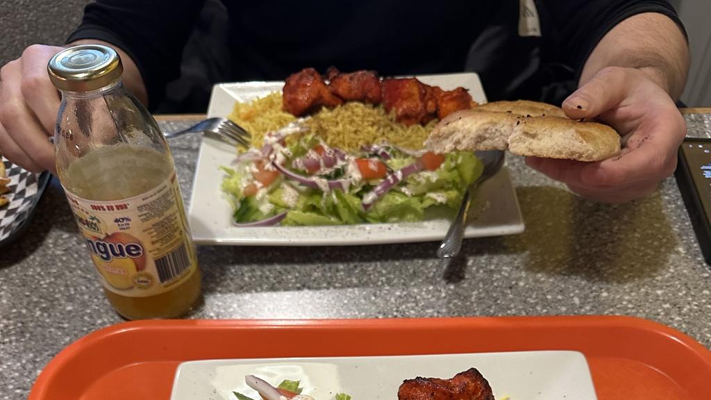 laziz-broast-mix-grill-broast-ottawa-2