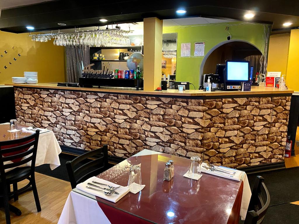 restaurant-spicy-grille-4