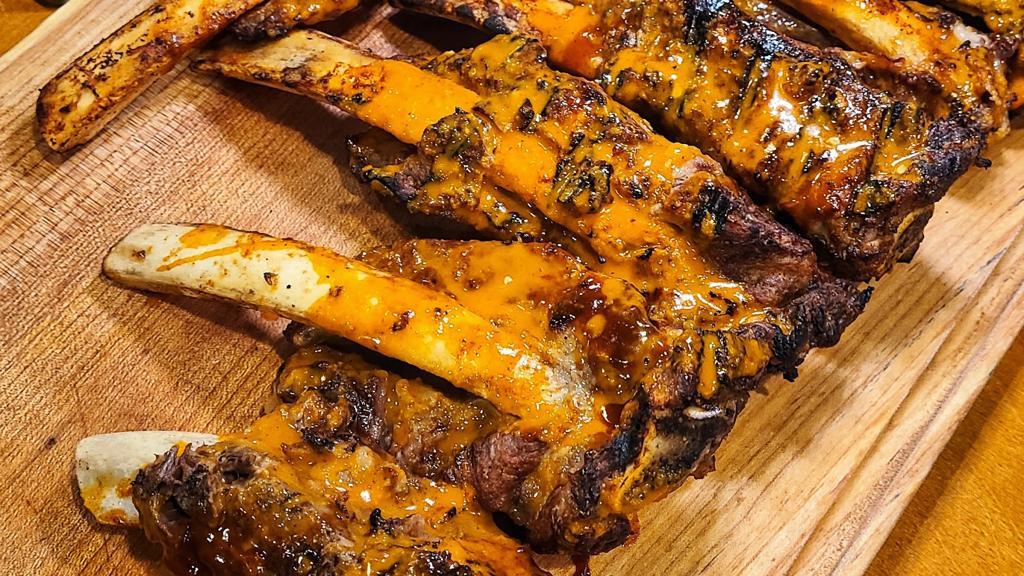 grillados-grilled-beef-back-ribs-chicken-3