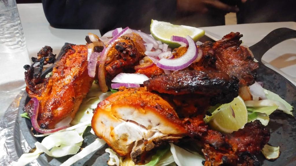 restaurant-spicy-grille-3